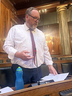 Cllr Stubbs in a meeting of Council